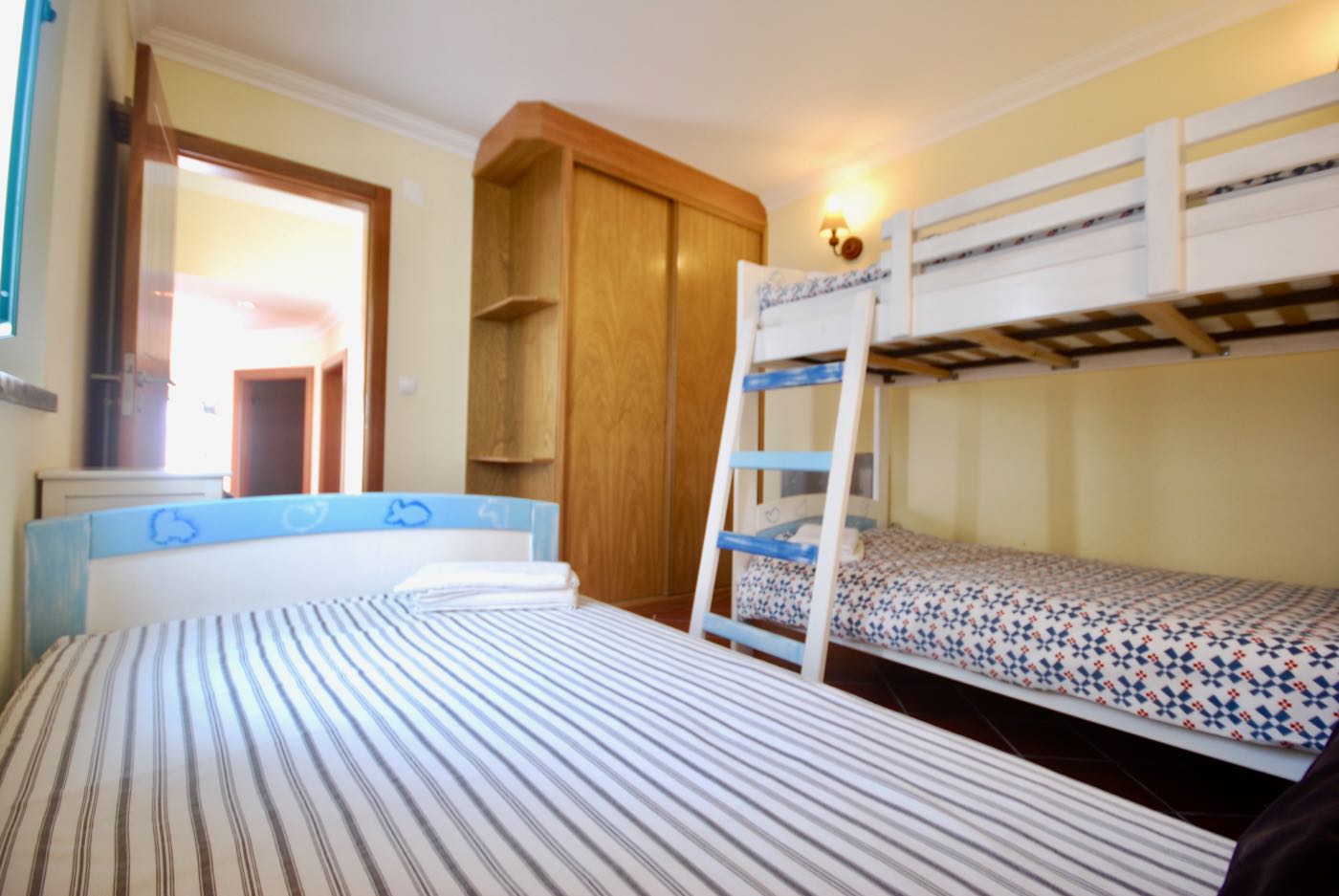 Laura_House photo 23