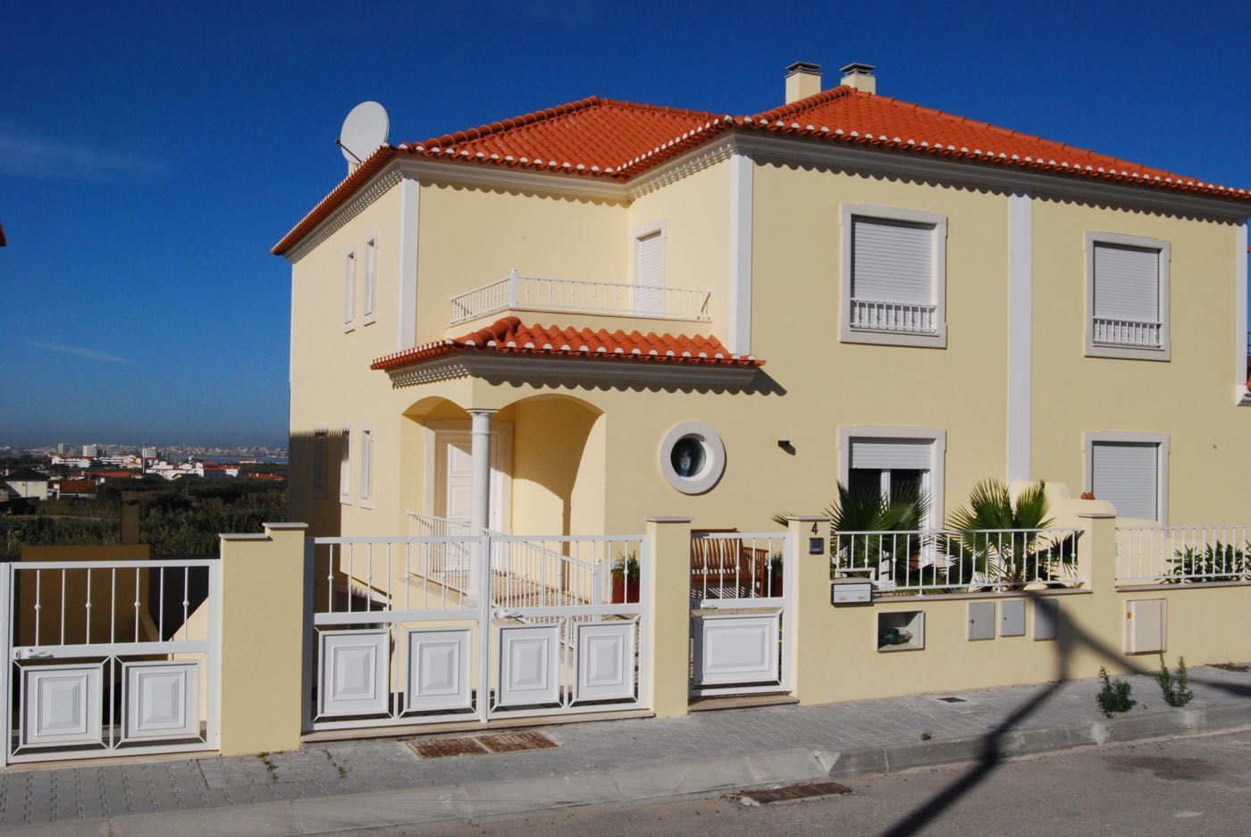 Patricia_House photo 2